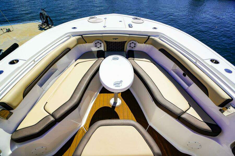25ft Tidewater Yacht For Sale
