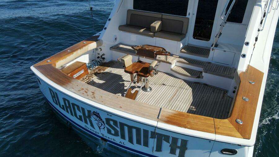 2008 60 Hatteras Blacksmith Stern
