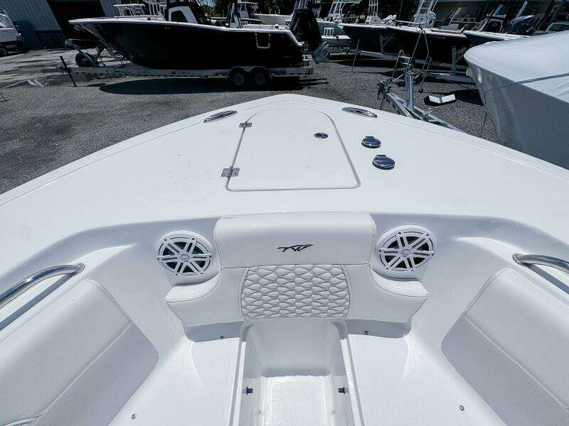 232 CC Adventure 23ft Tidewater Yacht For Sale