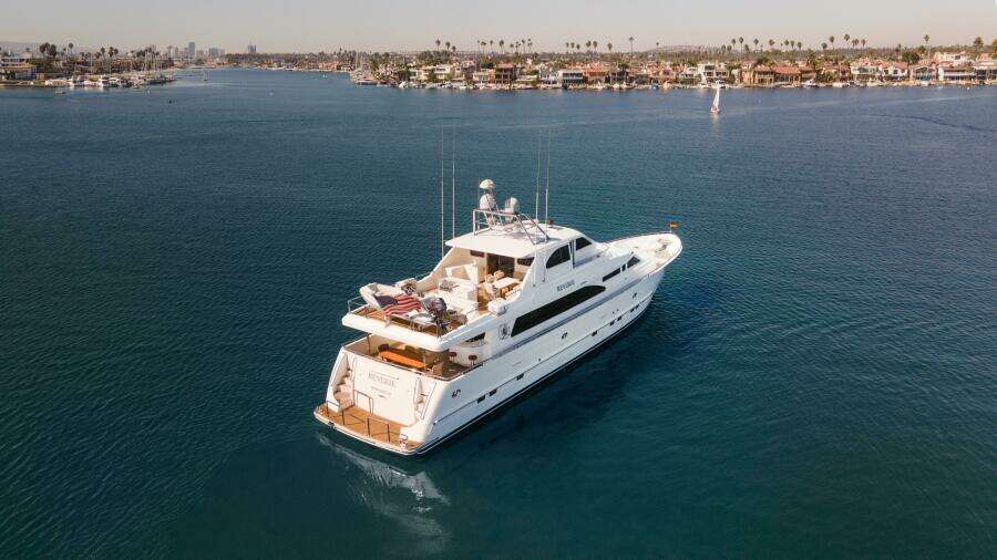 REVERIE 98ft Horizon Yacht For Sale
