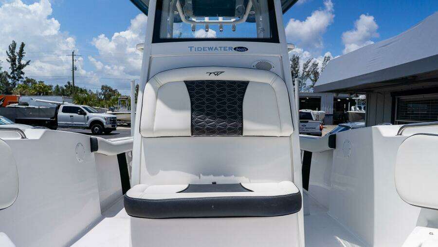 232 CC Adventure 23ft Tidewater Yacht For Sale