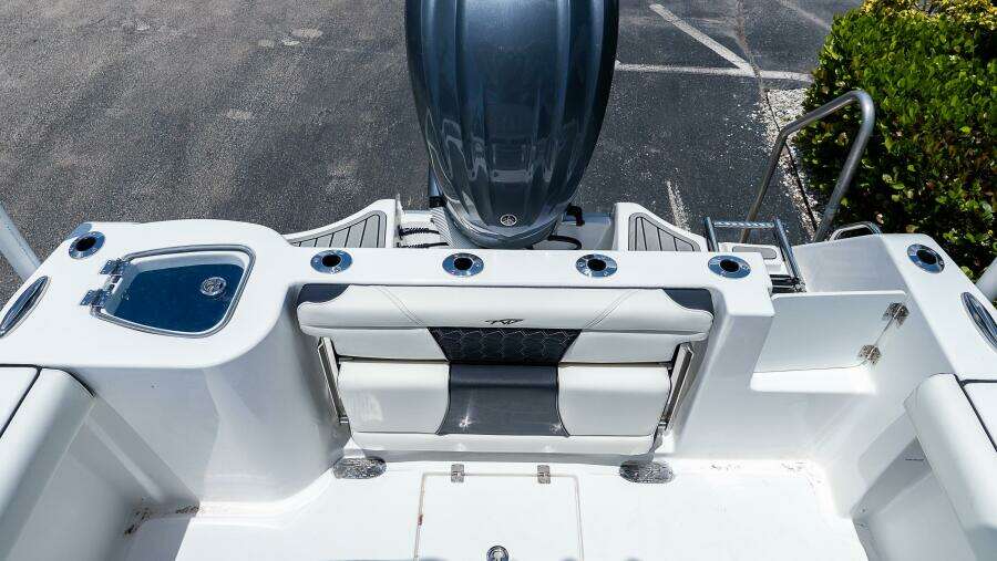 232 CC Adventure 23ft Tidewater Yacht For Sale