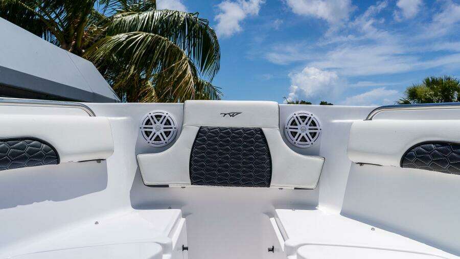 232 CC Adventure 23ft Tidewater Yacht For Sale