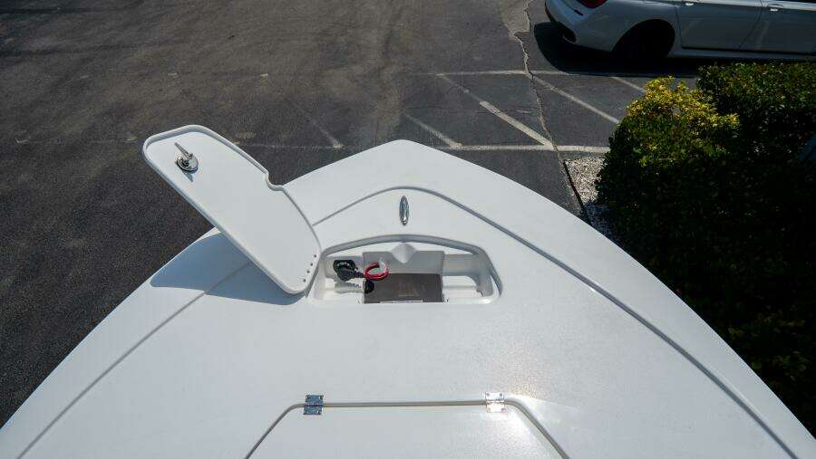 2410 Bay Max 24ft Tidewater Yacht For Sale