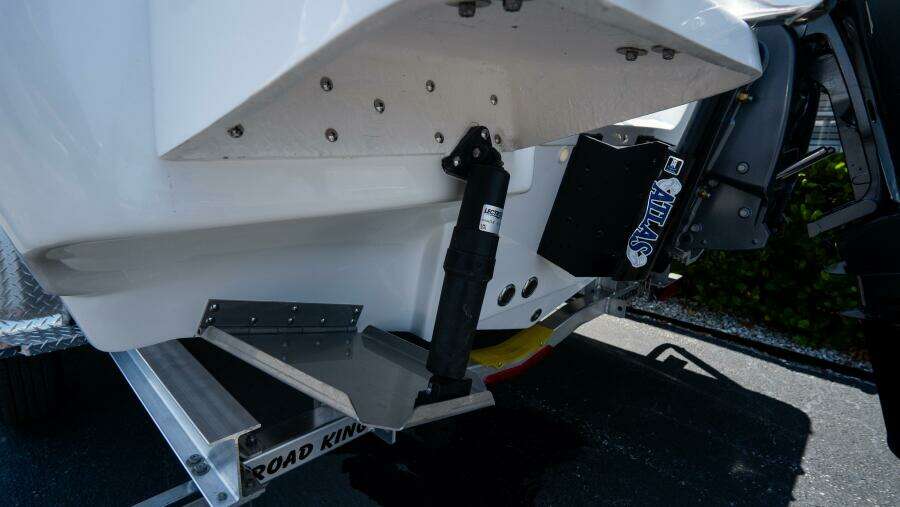 2410 Bay Max 24ft Tidewater Yacht For Sale