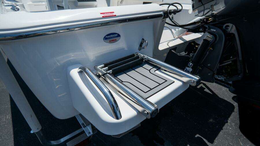 2410 Bay Max 24ft Tidewater Yacht For Sale