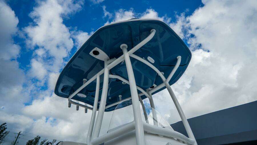 2300 Carolina Bay 23ft Tidewater Yacht For Sale