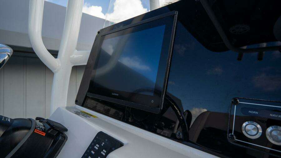 2300 Carolina Bay 23ft Tidewater Yacht For Sale