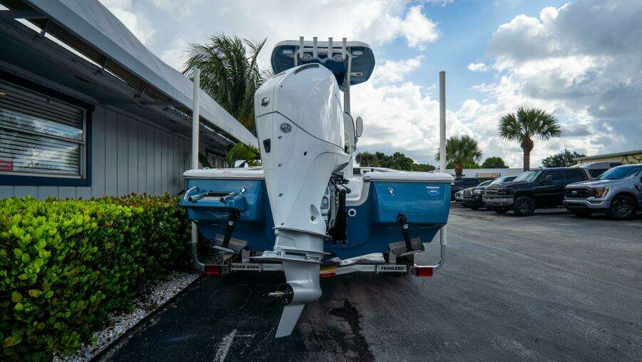 2300 Carolina Bay 23ft Tidewater Yacht For Sale