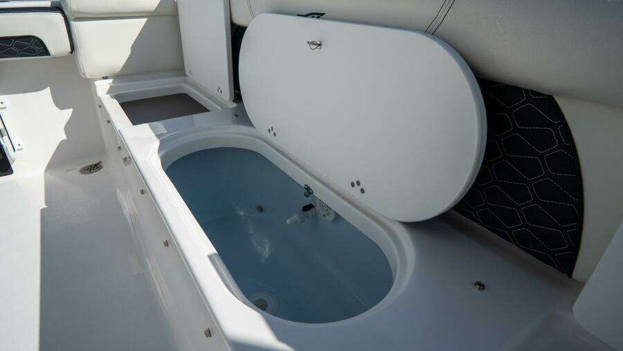 220 LXF 22ft Tidewater Yacht For Sale