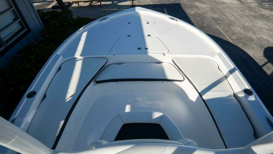 2210 Carolina Bay 22ft Tidewater Yacht For Sale