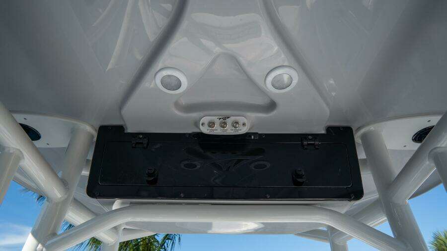 2210 Carolina Bay 22ft Tidewater Yacht For Sale