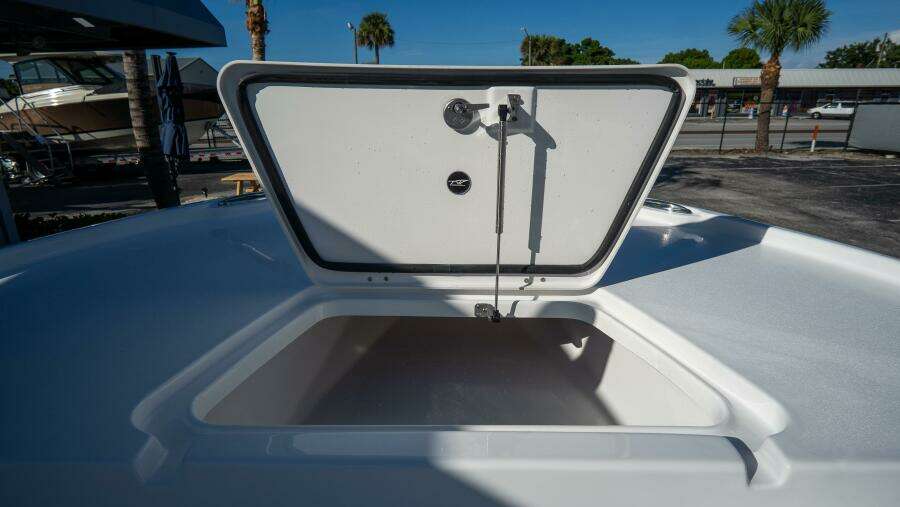 2210 Carolina Bay 22ft Tidewater Yacht For Sale