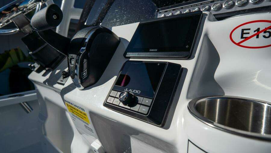 2210 Carolina Bay 22ft Tidewater Yacht For Sale