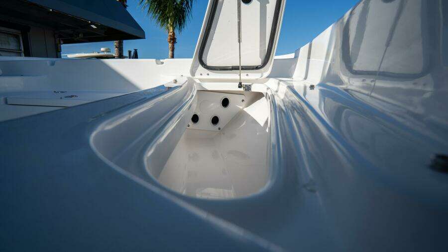 2210 Carolina Bay 22ft Tidewater Yacht For Sale