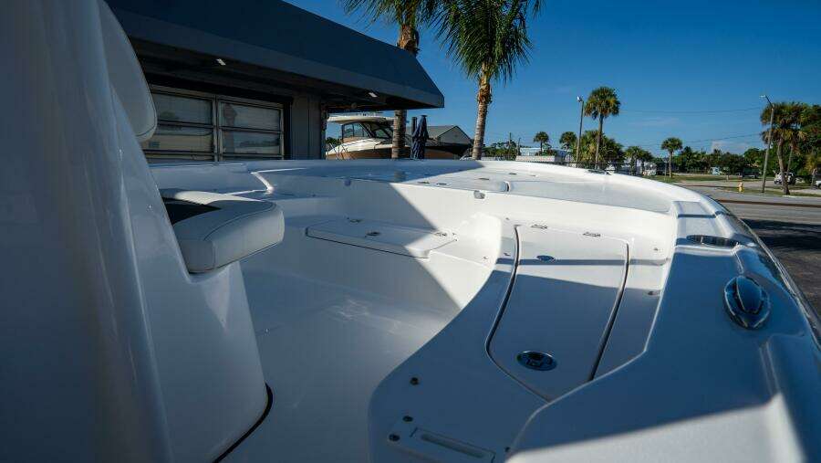 2210 Carolina Bay 22ft Tidewater Yacht For Sale
