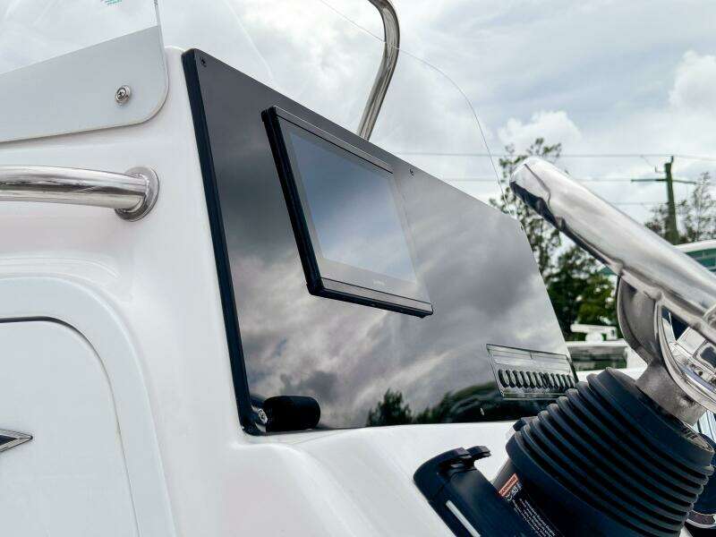 2110 Bay Max 21ft Tidewater Yacht For Sale