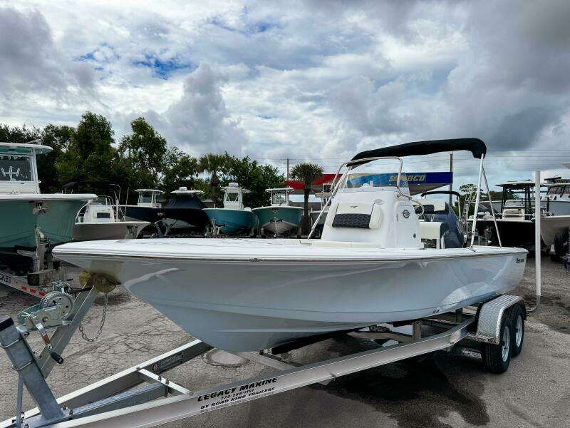 2110 Bay Max 21ft Tidewater Yacht For Sale