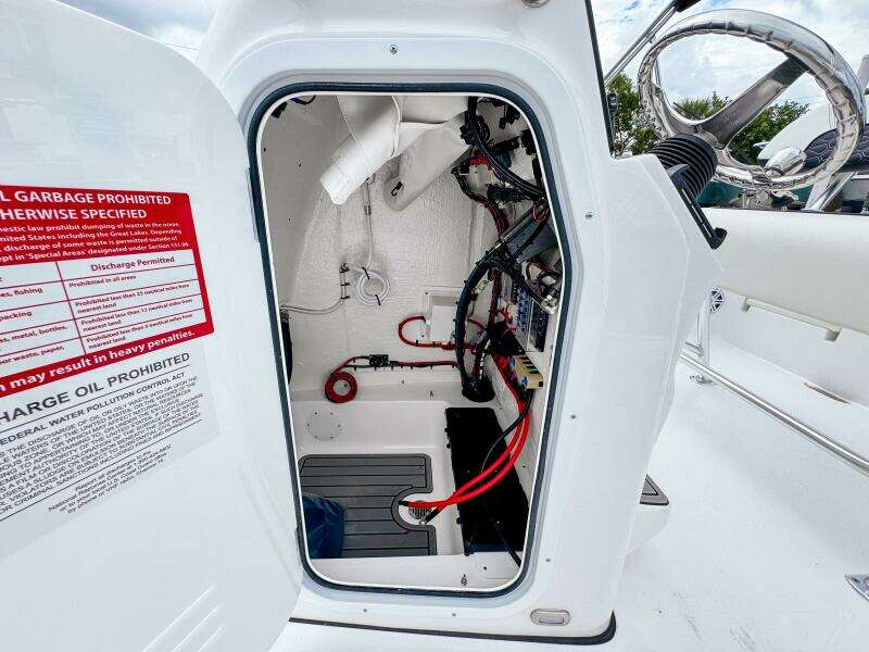 2110 Bay Max 21ft Tidewater Yacht For Sale