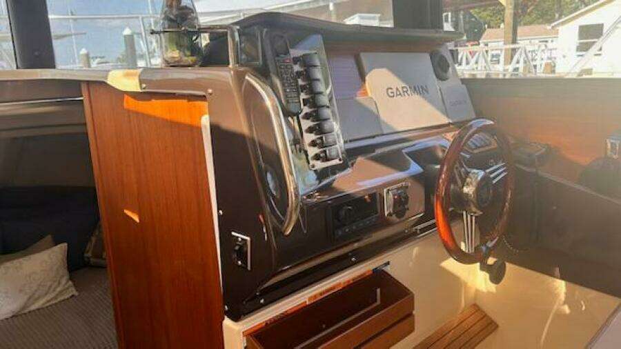 Sea Glass II 22ft Ranger Tugs Yacht For Sale