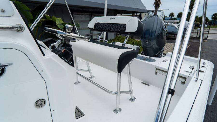 2110 Bay max 21ft Tidewater Yacht For Sale