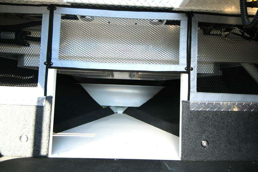 24ft Weldcraft Yacht For Sale