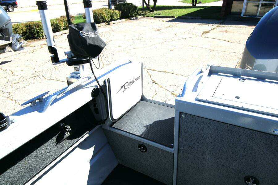 24ft Weldcraft Yacht For Sale