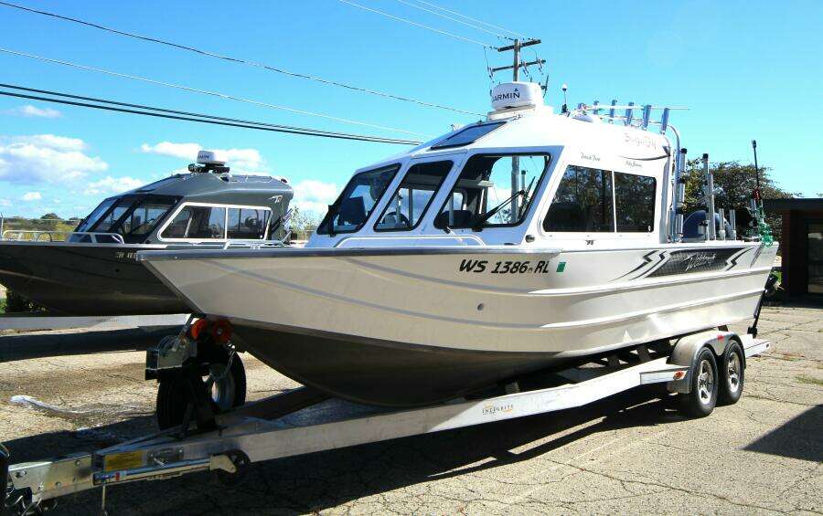 24ft Weldcraft Yacht For Sale