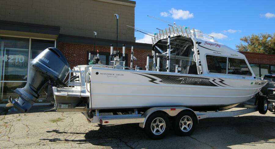24ft Weldcraft Yacht For Sale