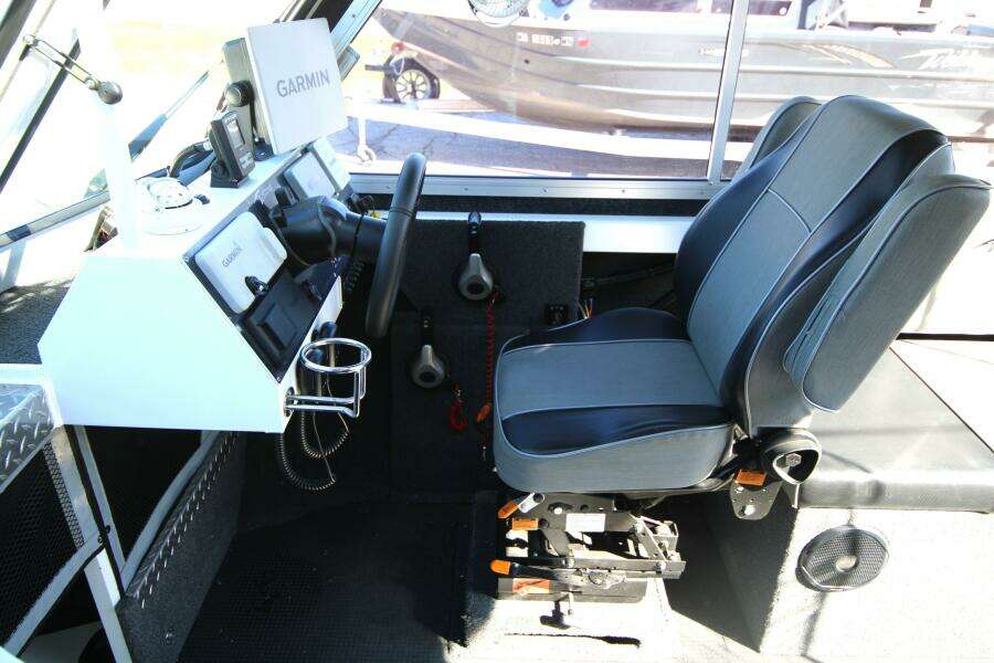 24ft Weldcraft Yacht For Sale
