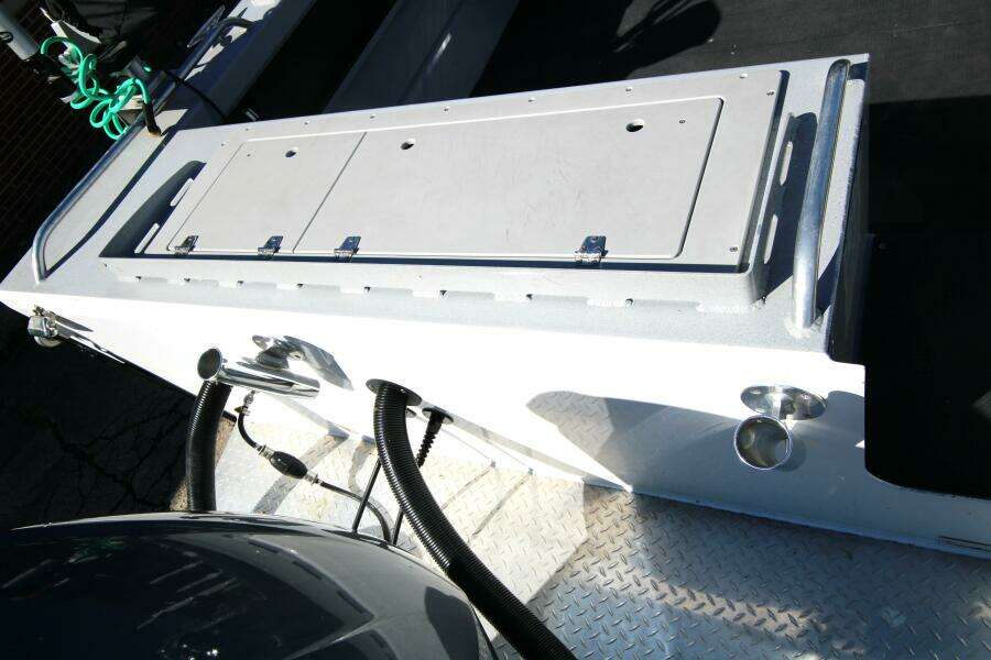 24ft Weldcraft Yacht For Sale