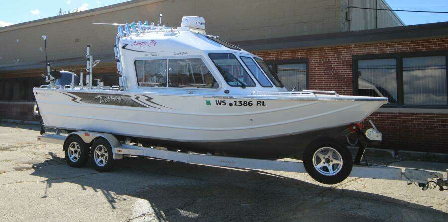 24ft Weldcraft Yacht For Sale