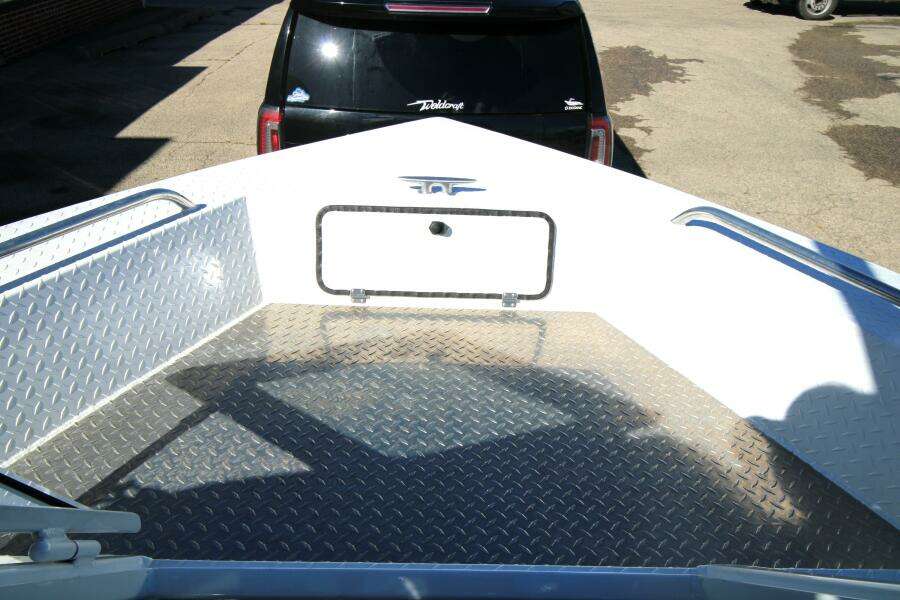 24ft Weldcraft Yacht For Sale