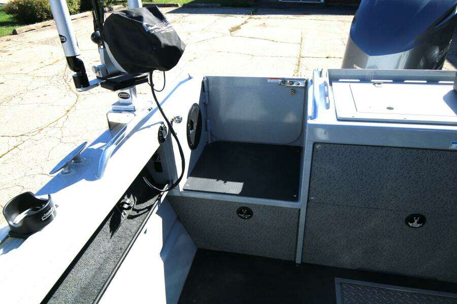24ft Weldcraft Yacht For Sale
