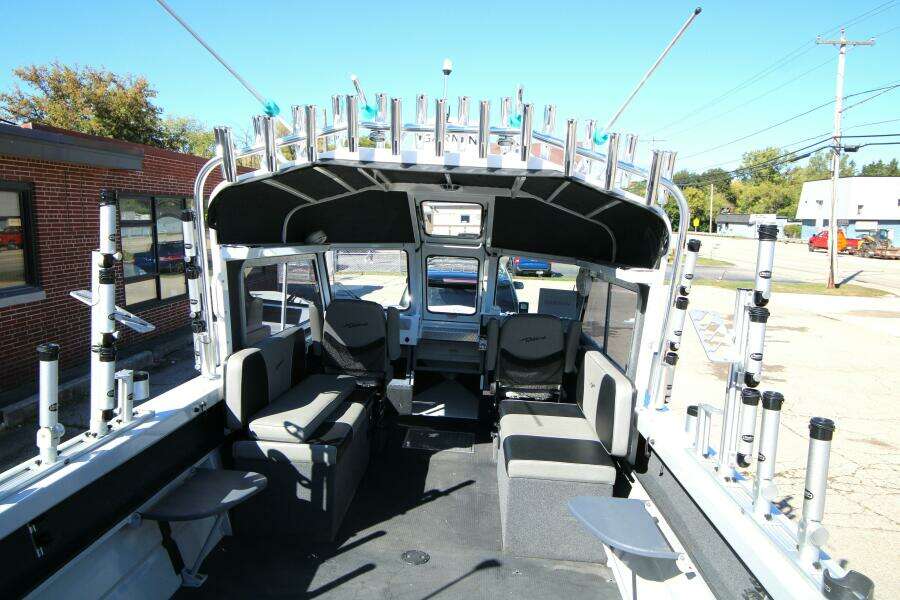24ft Weldcraft Yacht For Sale