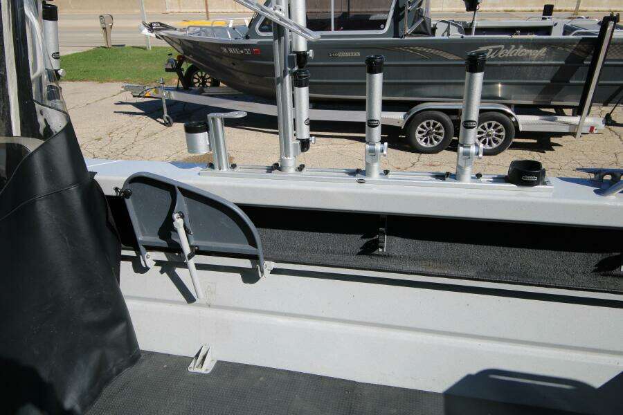 24ft Weldcraft Yacht For Sale