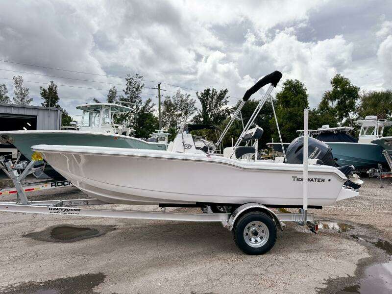 180 CC Adventure 18ft Tidewater Yacht For Sale