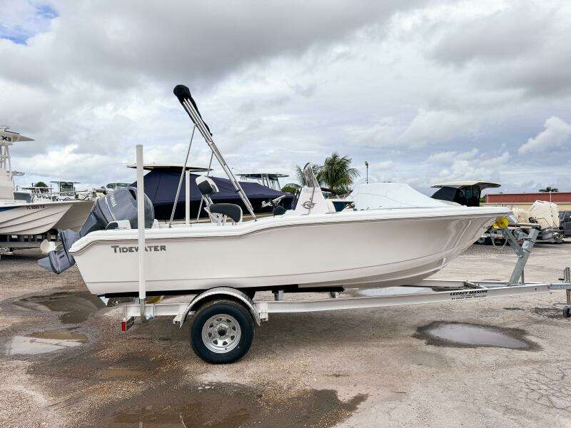 180 CC Adventure 18ft Tidewater Yacht For Sale