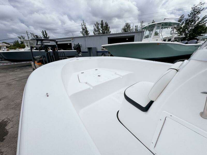 180 CC Adventure 18ft Tidewater Yacht For Sale