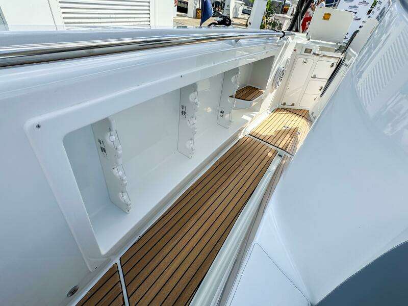 35ft Wellcraft Yacht For Sale