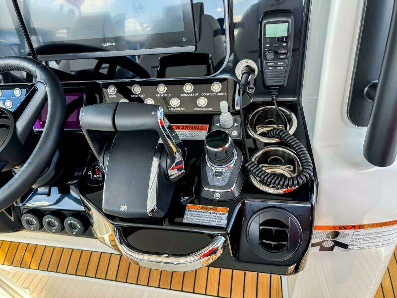 35ft Wellcraft Yacht For Sale