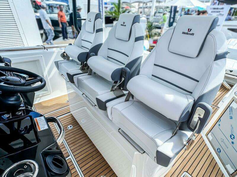 35ft Wellcraft Yacht For Sale