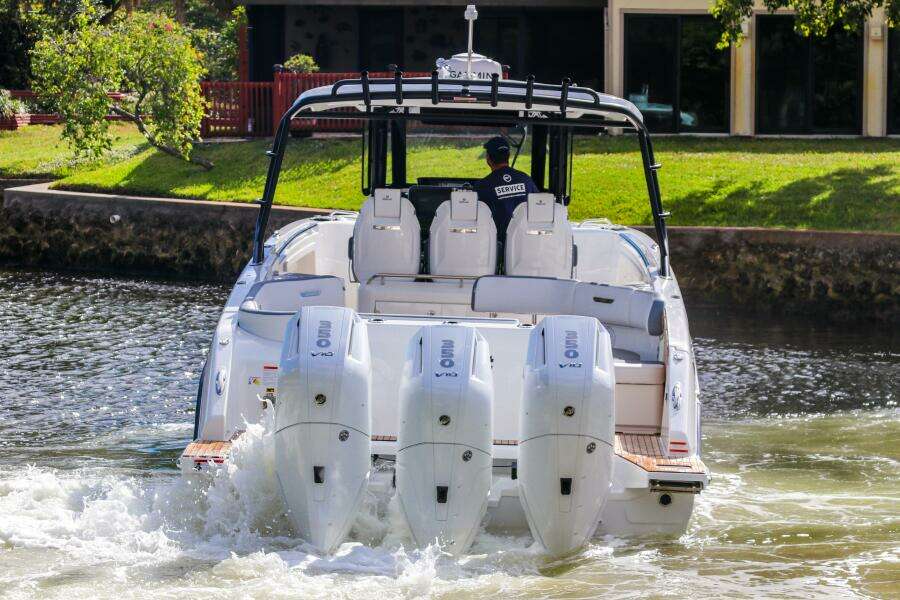 35ft Wellcraft Yacht For Sale