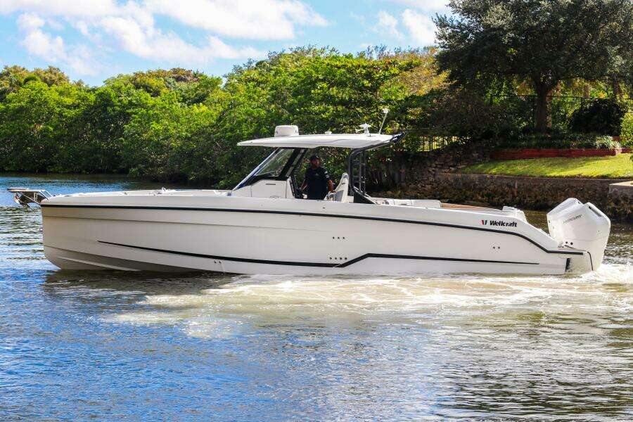 35ft Wellcraft Yacht For Sale