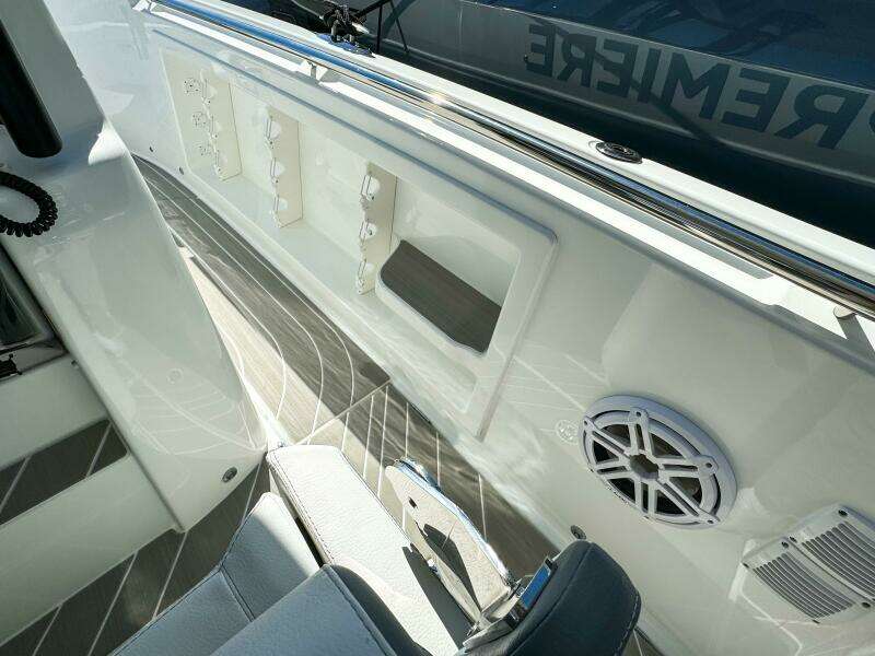 35ft Wellcraft Yacht For Sale