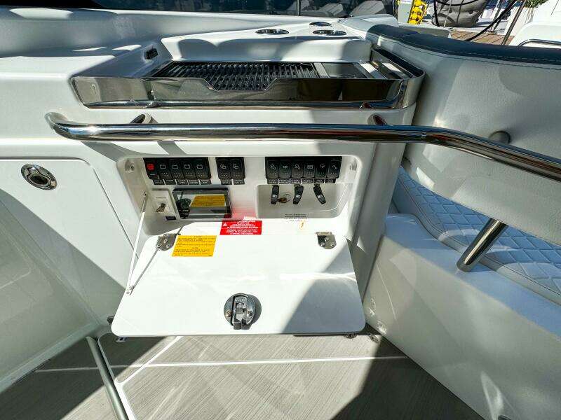 35ft Wellcraft Yacht For Sale