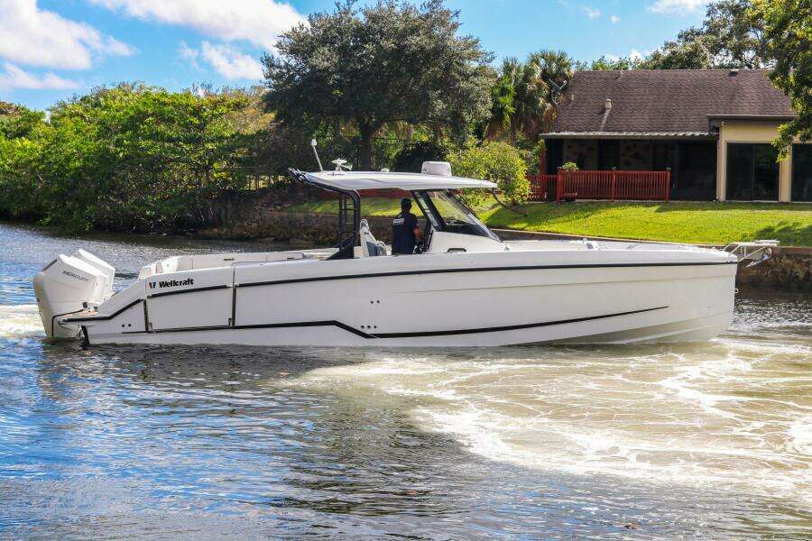 35ft Wellcraft Yacht For Sale