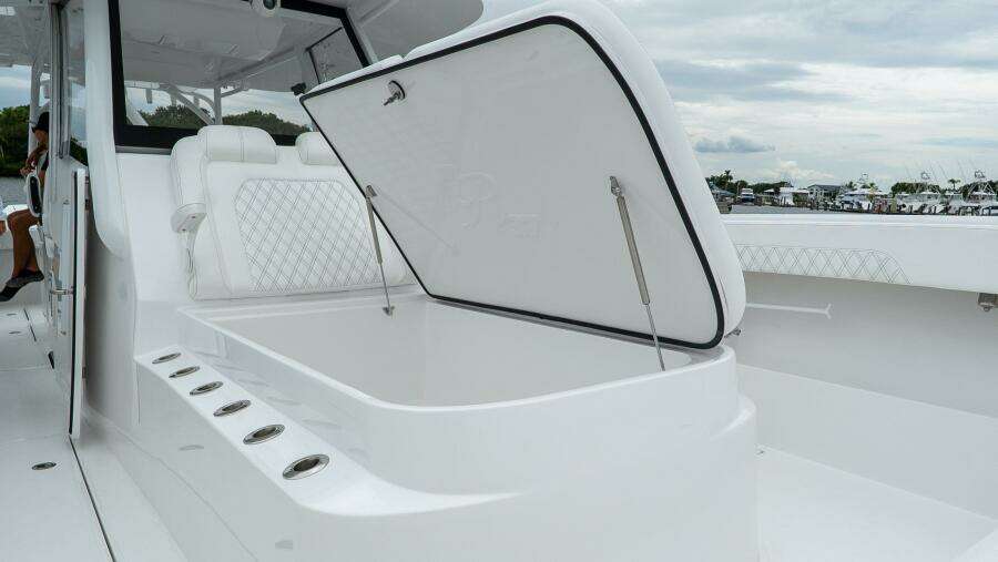 37 Cat 37ft Front Runner Yacht For Sale