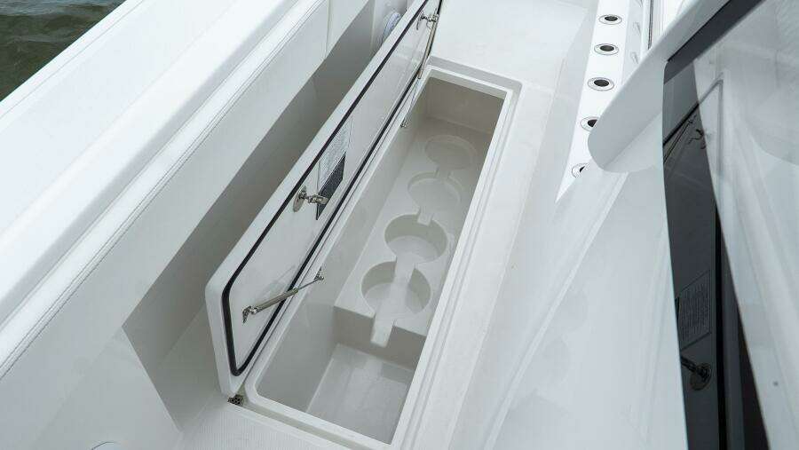 37 Cat 37ft Front Runner Yacht For Sale