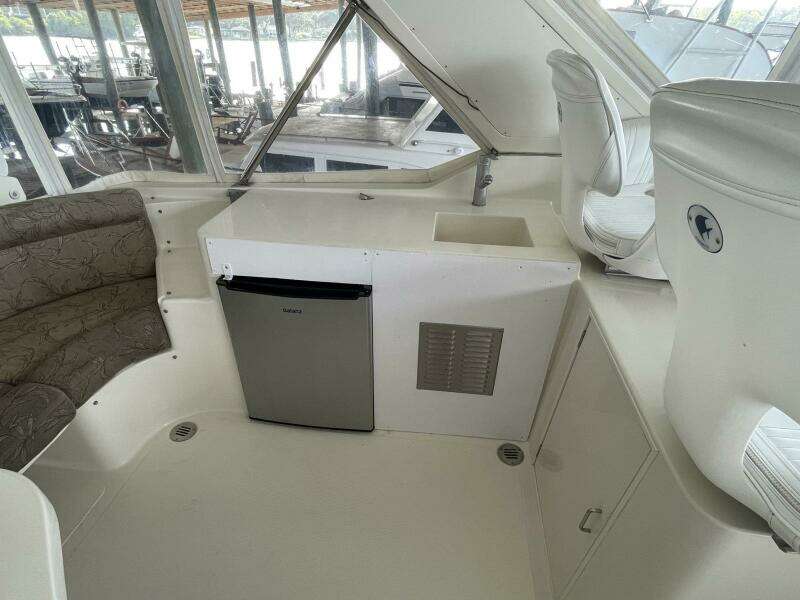 57ft McKinna Yacht For Sale